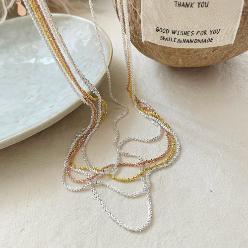 Shimmering Wavy Chain Necklace
