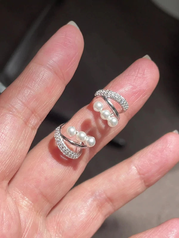 Tiered Pearl Earrings | Pair