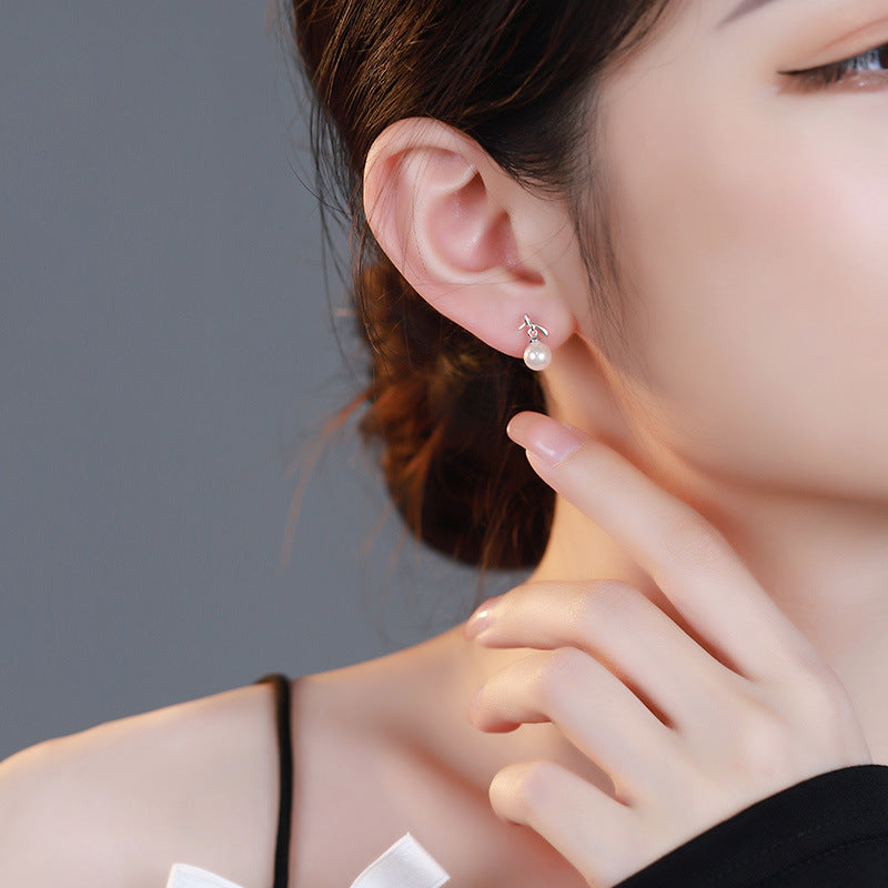 Knot Pearl Earrings | Pair