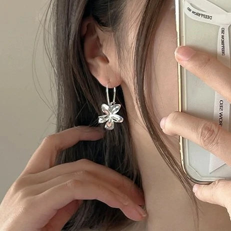 Botanical Sculpture Earrings | Pair