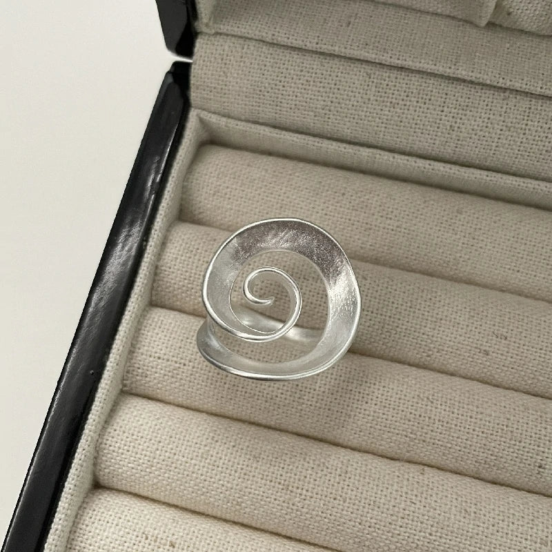 Flow Helix Ring