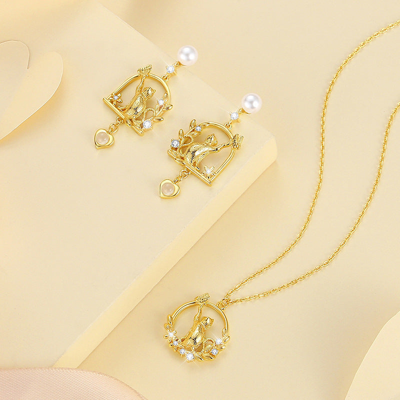 Whimsical Feline Earrings | Pair