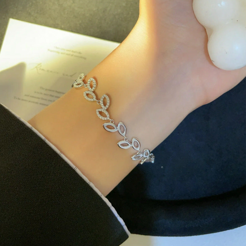 Confident Harvest Chain Bracelet