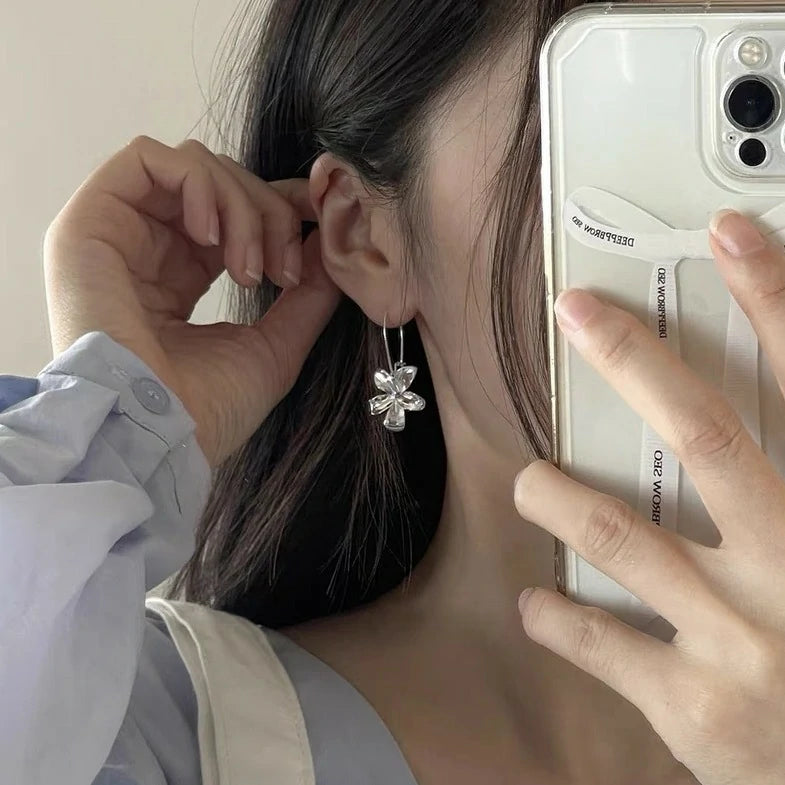 Botanical Sculpture Earrings | Pair