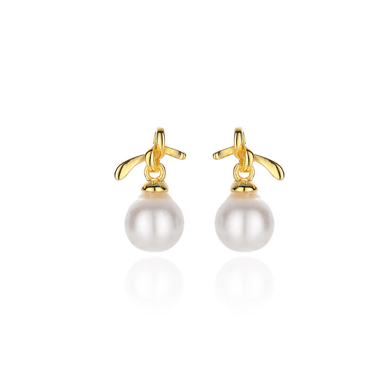 Knot Pearl Earrings | Pair