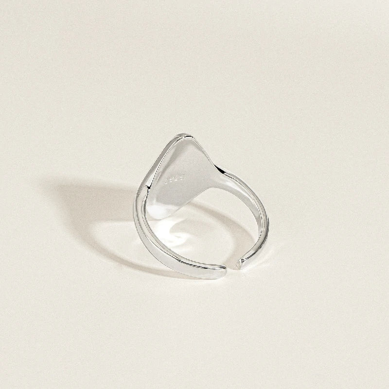 Architectural Oval Ring