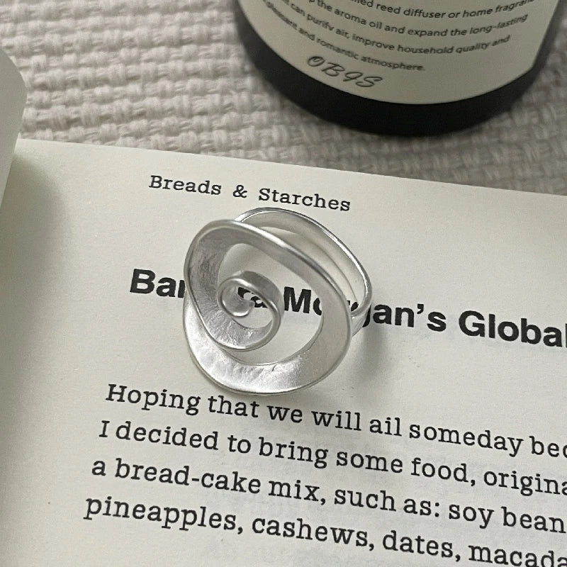 Fluid Architecture Ring