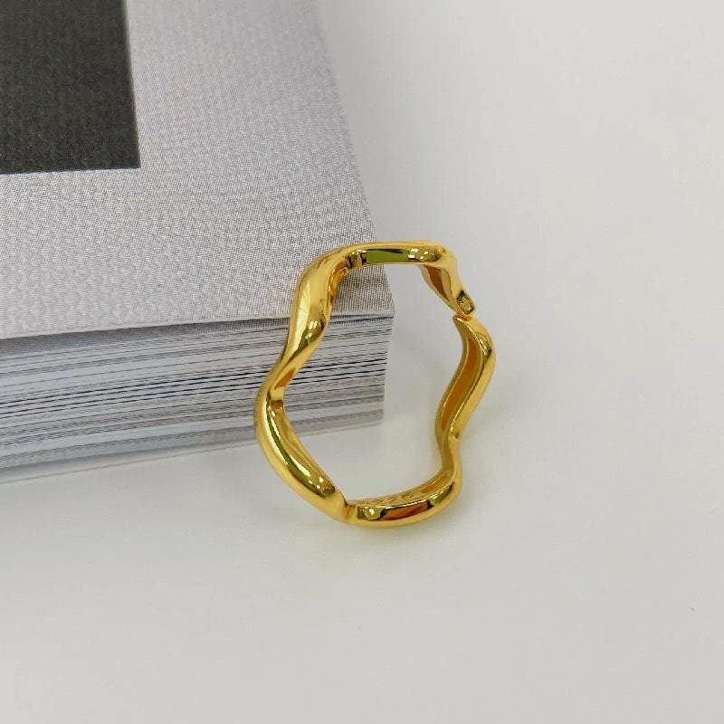 Free Flow Sliver Ring