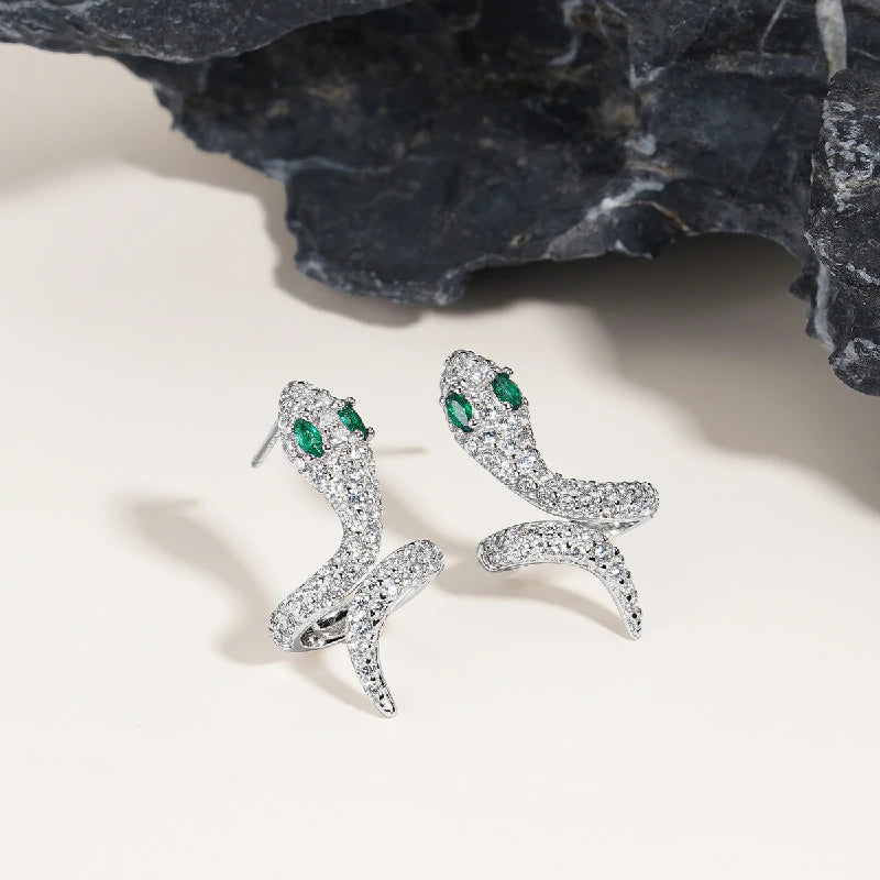 Serpentine Curve Studs | Pair