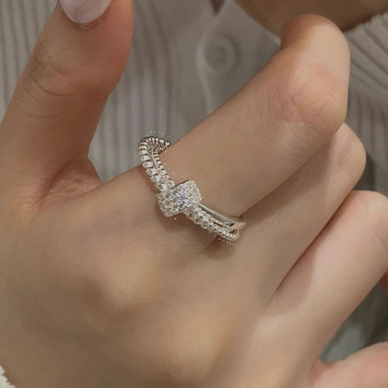 Interlaced Sphere Ring