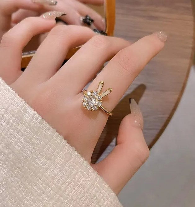 Fidget Ring Spinning Rabbit - Whimsical Serenity