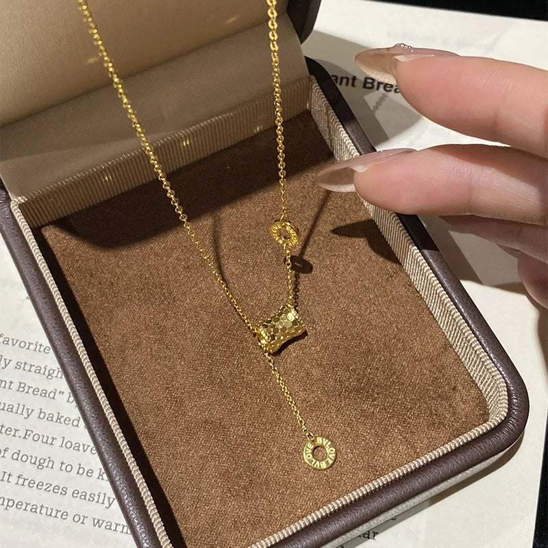 Honeycomb Fringe Necklace