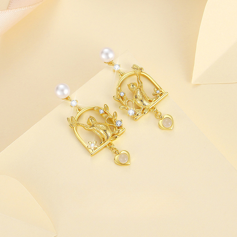 Whimsical Feline Earrings | Pair