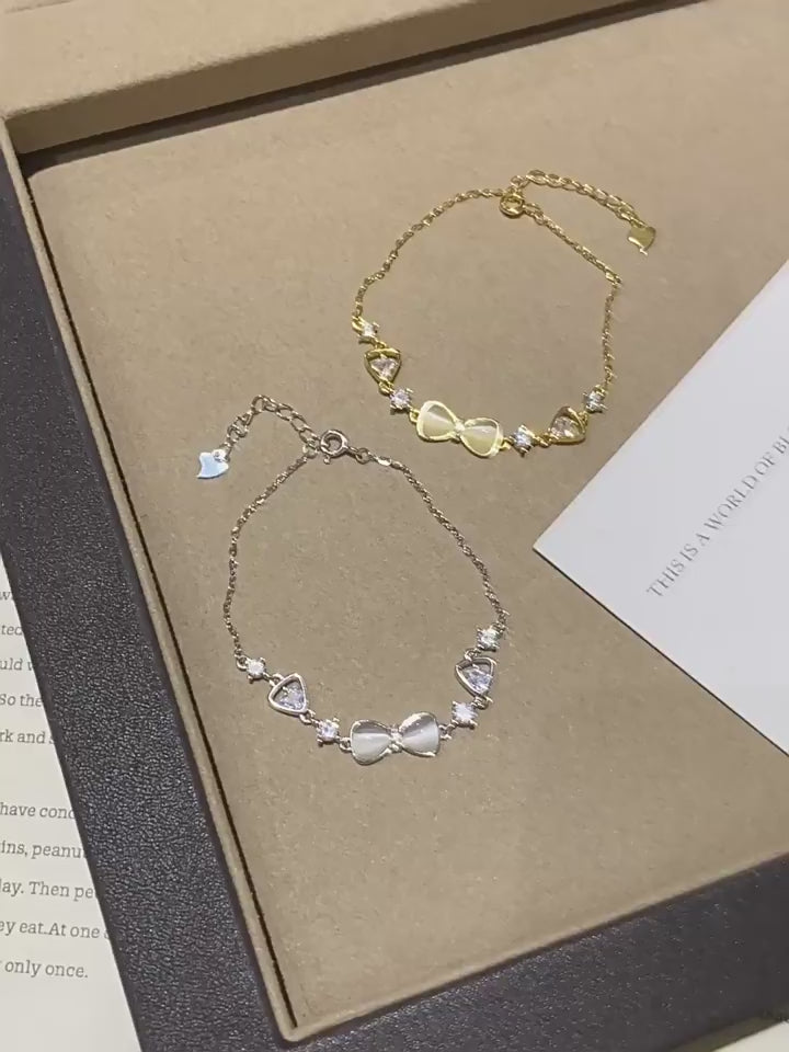 Cat-Eyes Silk Bow Bracelet